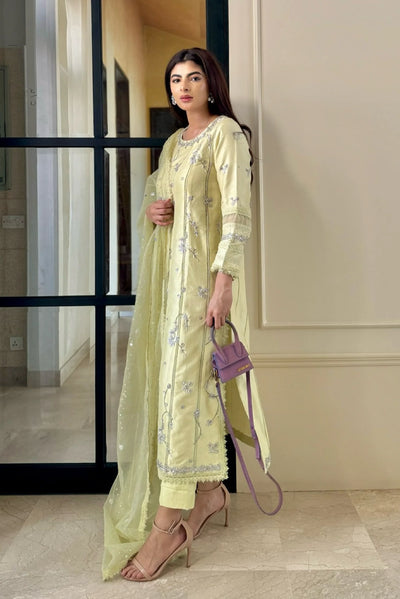 Muntaha | Formals | Kyra