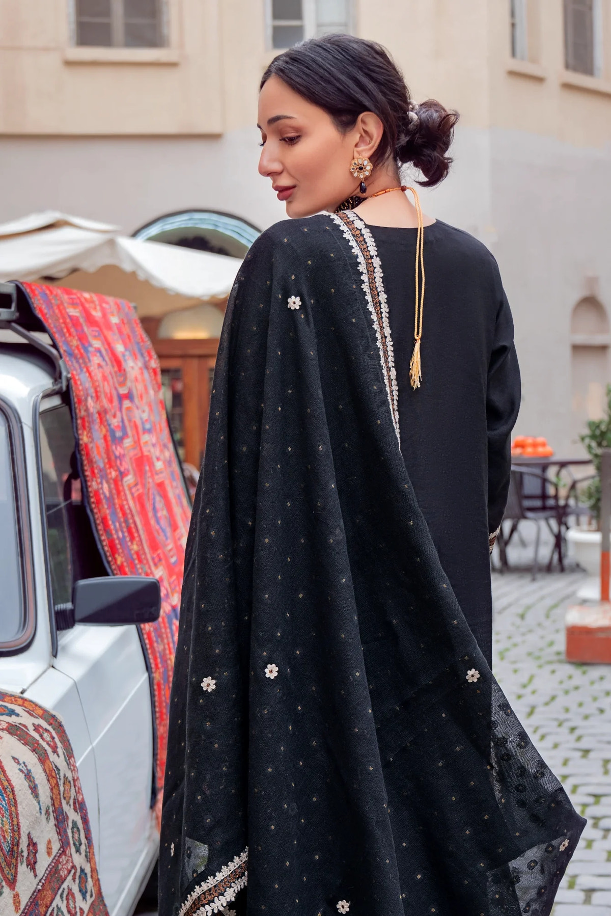 Muntaha | Noore e Zaib | Black - Raina by Muntaha by Shanzay Fahad, image 4