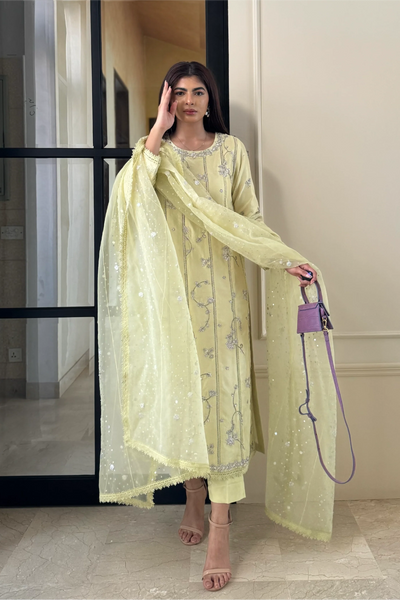 Muntaha | Formals | Kyra