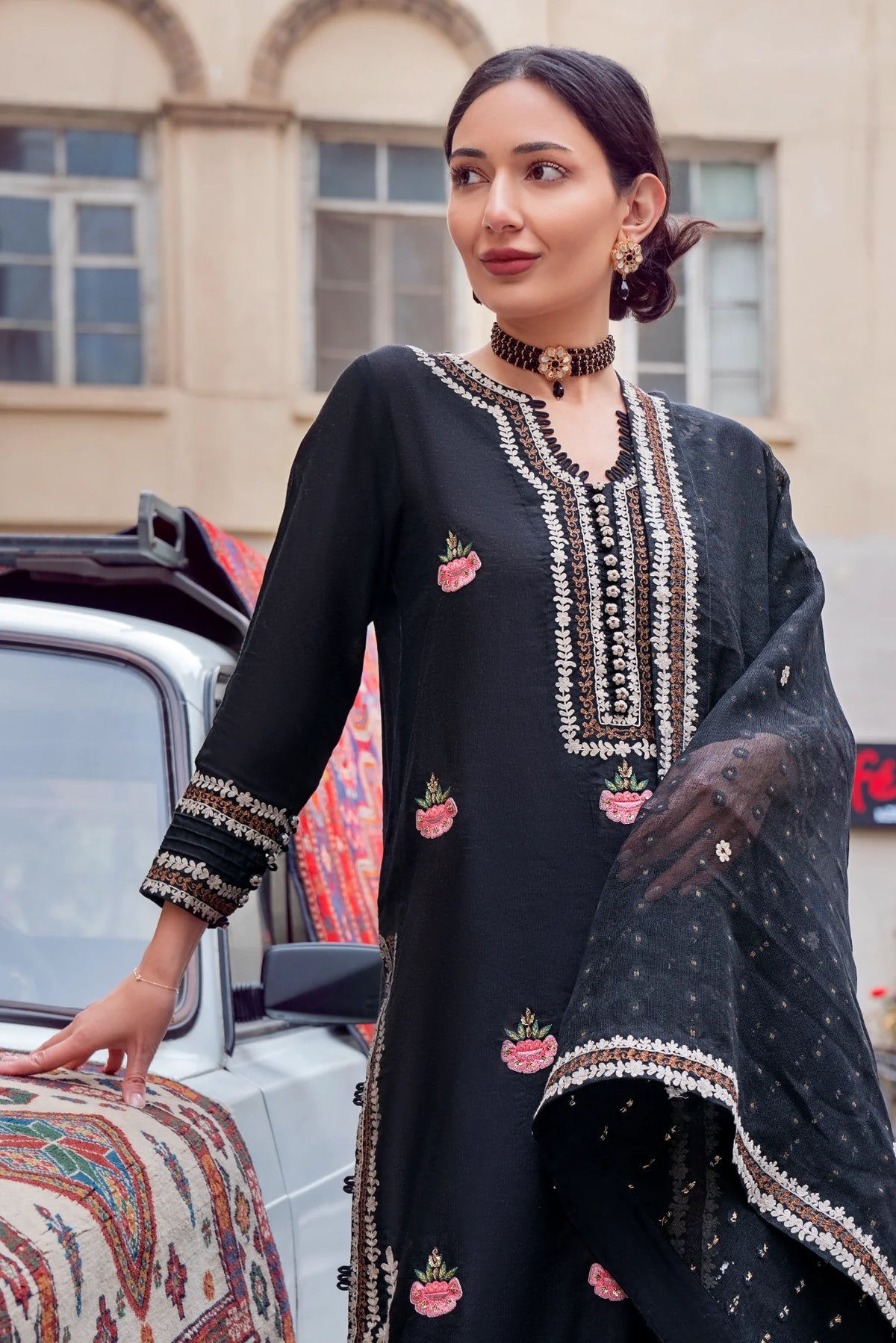 Muntaha | Noore e Zaib | Black - Raina-7