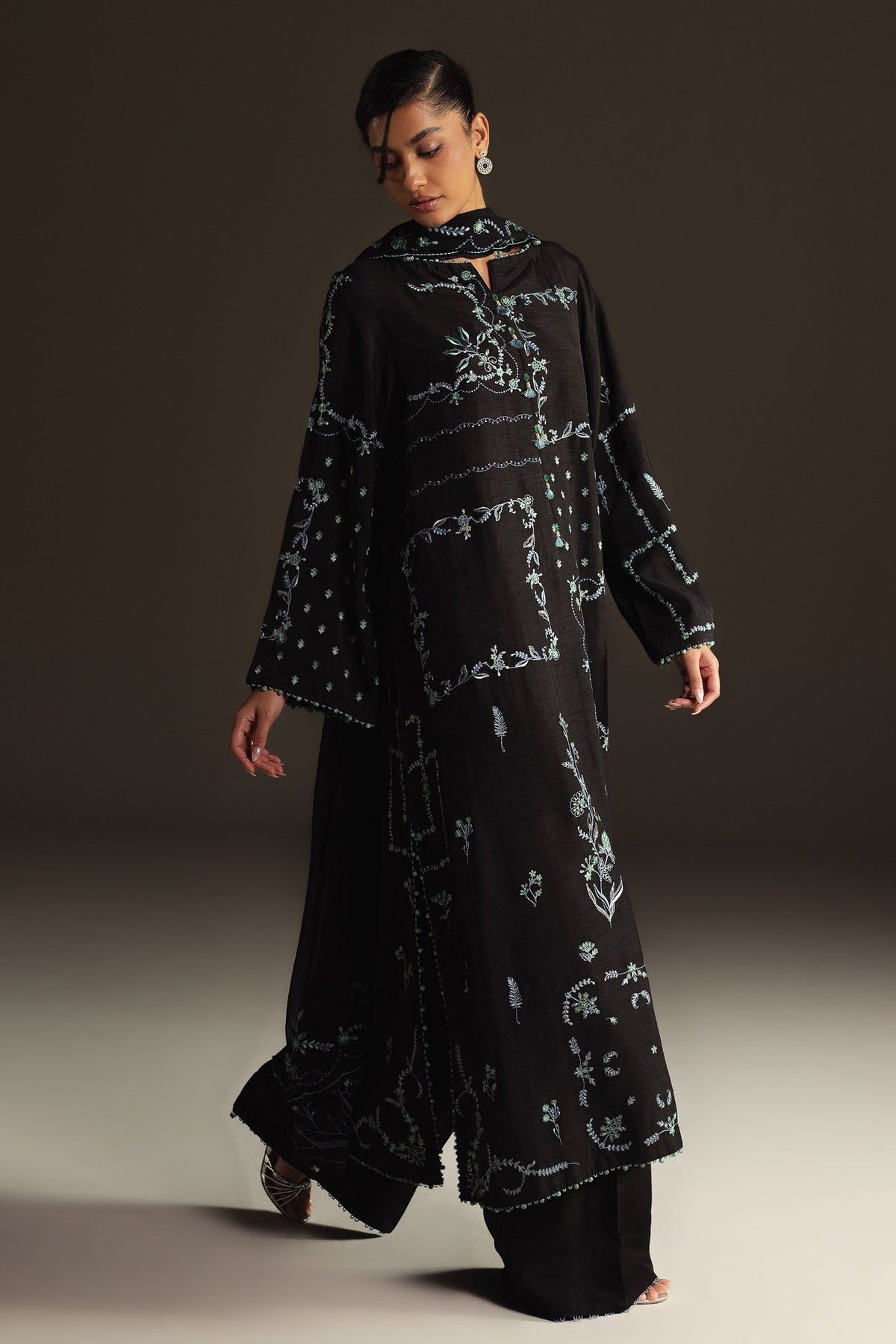 Zara Shahjahan | Festive 25 | Hoorain-4