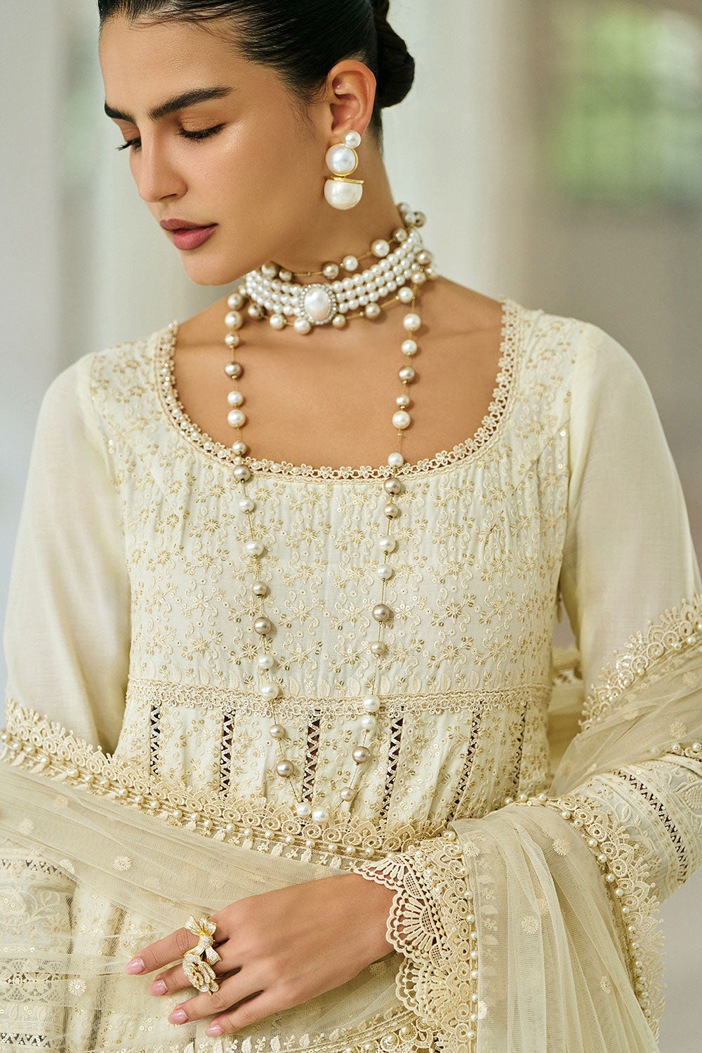 Sobia Nazir | Luxury Lawn Eid 26 | 1A, image 3