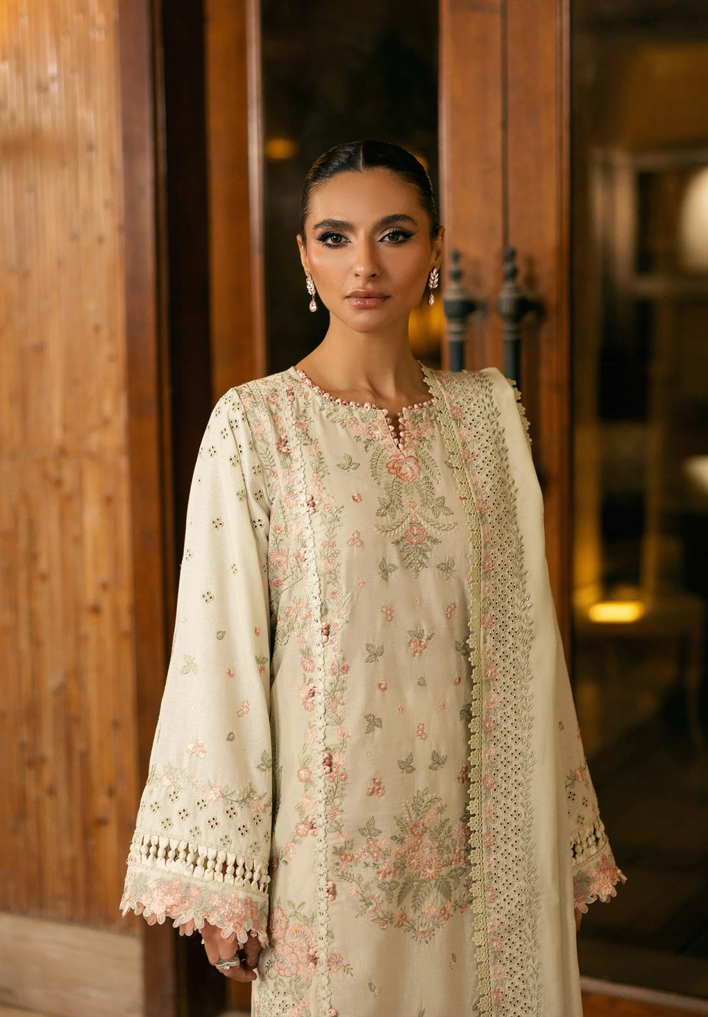 Elaf Premium | Luxury Winter 25 | EWK-5A PEARLOSA-4