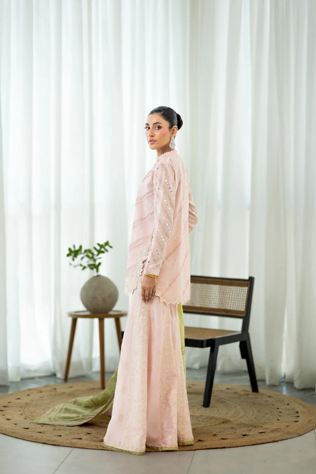 Wahaj M Khan | Sanam Luxe | Blush Block Sanam PS, image 4