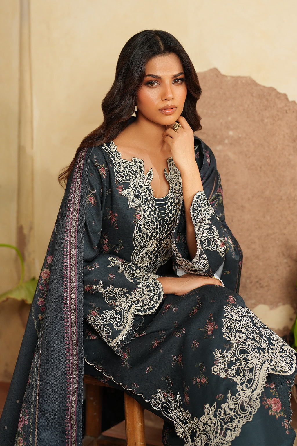 Iznik | Winter 25 | IPF-12, image 7
