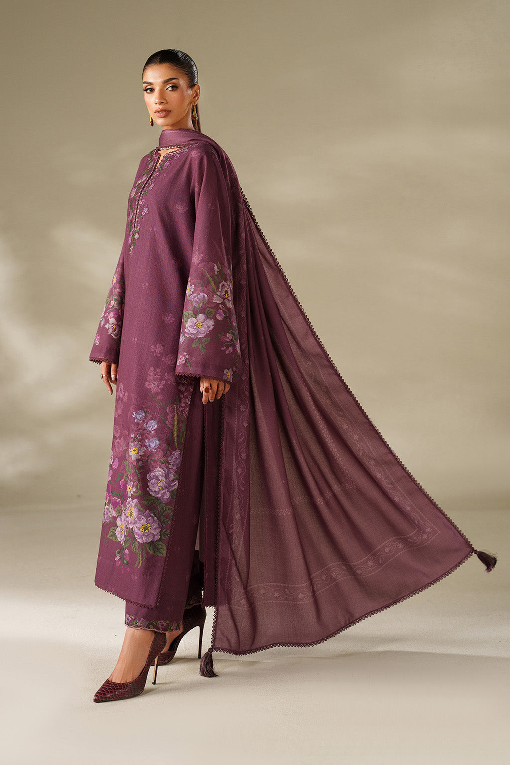 Iznik | Winter Chapter 25 | UE-566 Printed Khaddar, image 3