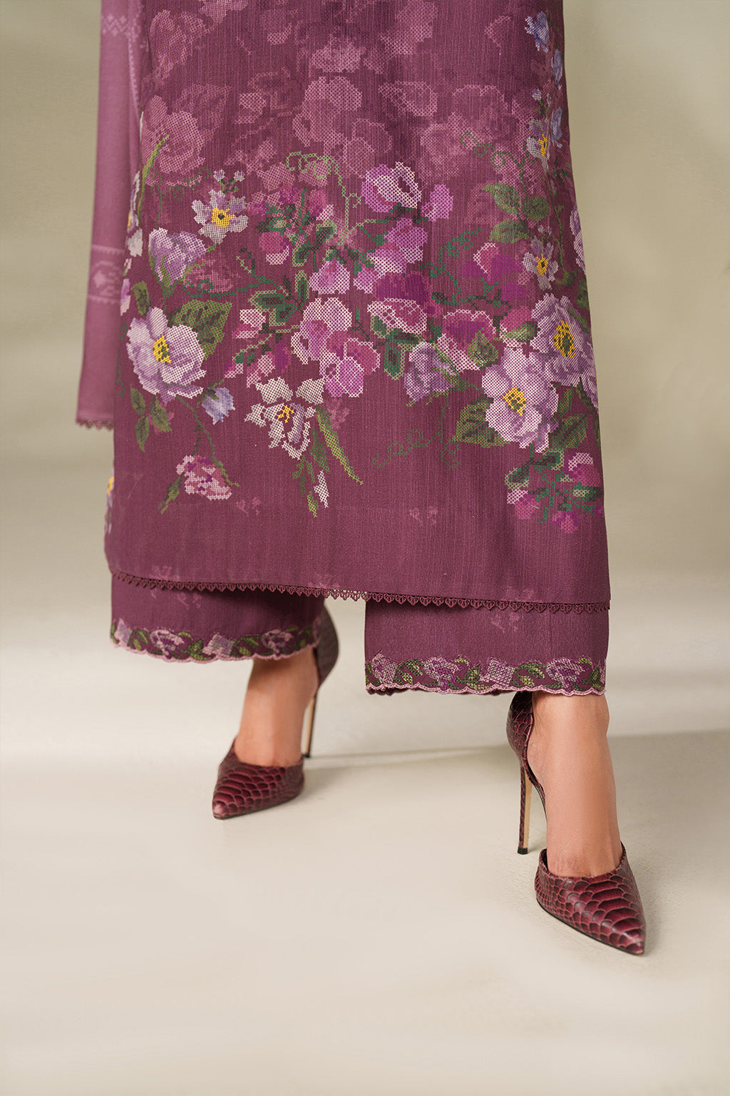 Iznik | Winter Chapter 25 | UE-566 Printed Khaddar, image 6