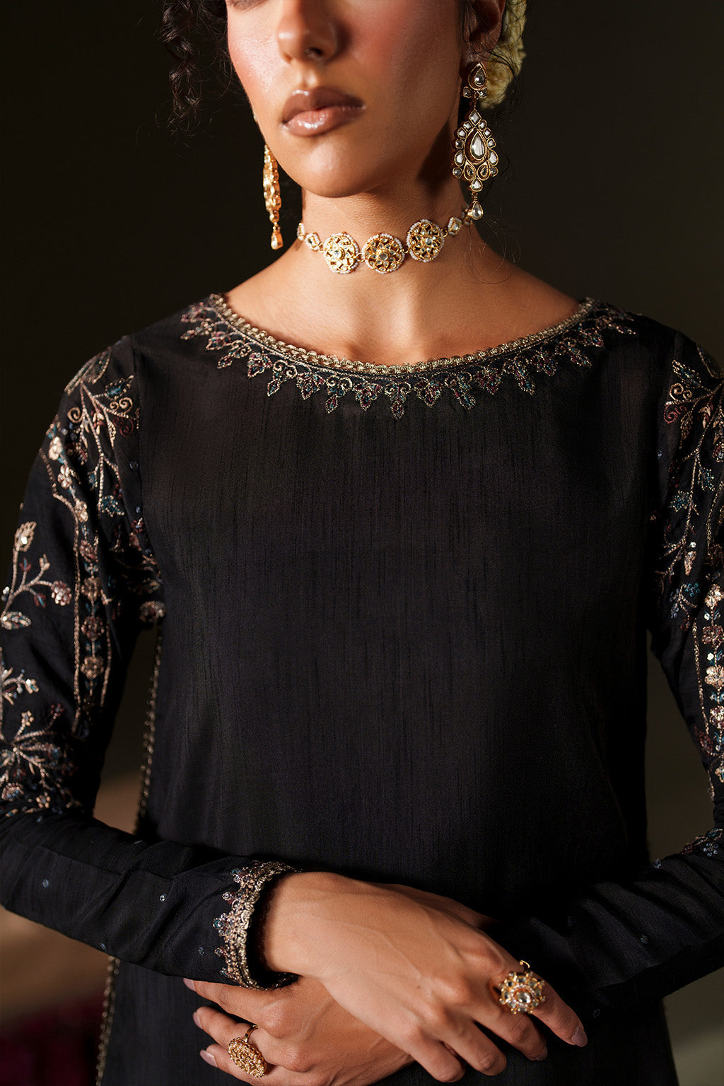 Iznik | Velvet 25 | IV-72 Embroidered Velvet, image 5