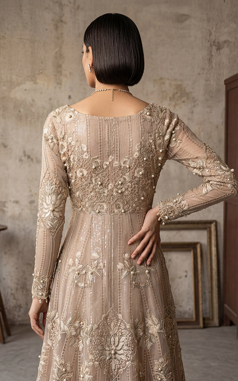 Threads and Motifs | Formal Outfits | 9658.2, image 2
