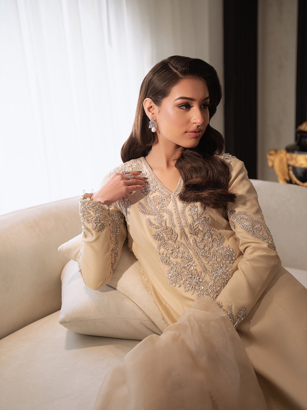Amroz Atelier | Mikami Formals | ZORA, image 5