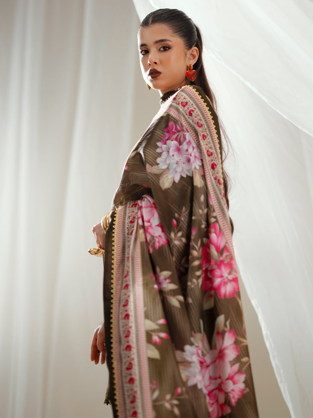 Bin Ilyas | Eres Bonita Viscose 25 | 1102-B, image 4