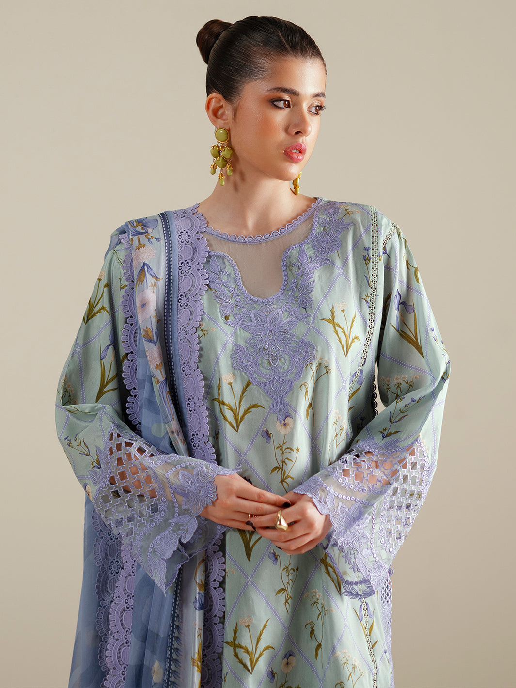 Bin Ilyas | Eres Bonita Viscose 25 | 1103-A-8