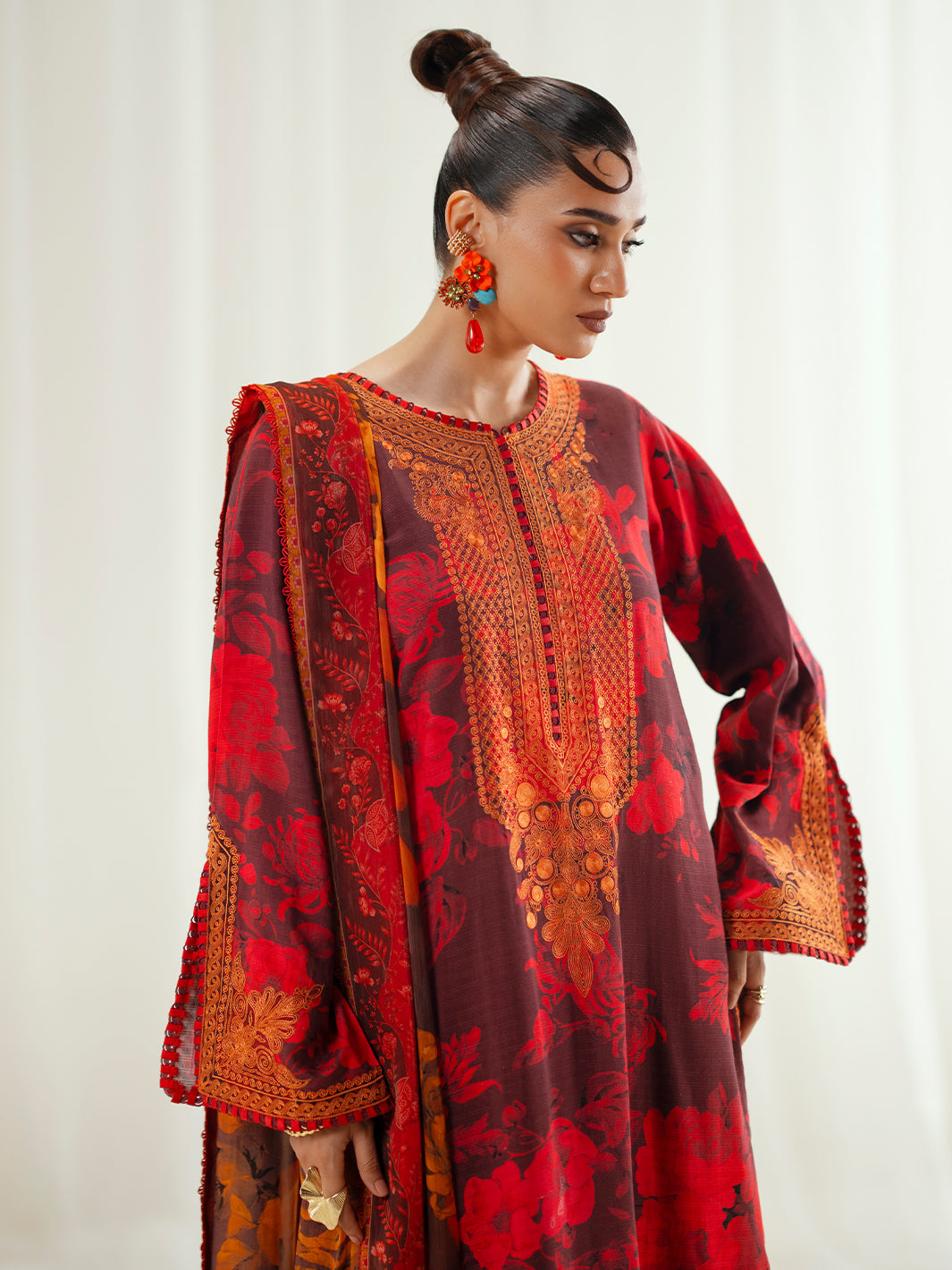 Bin Ilyas | Eres Bonita Viscose 25 | 1106-A, image 4