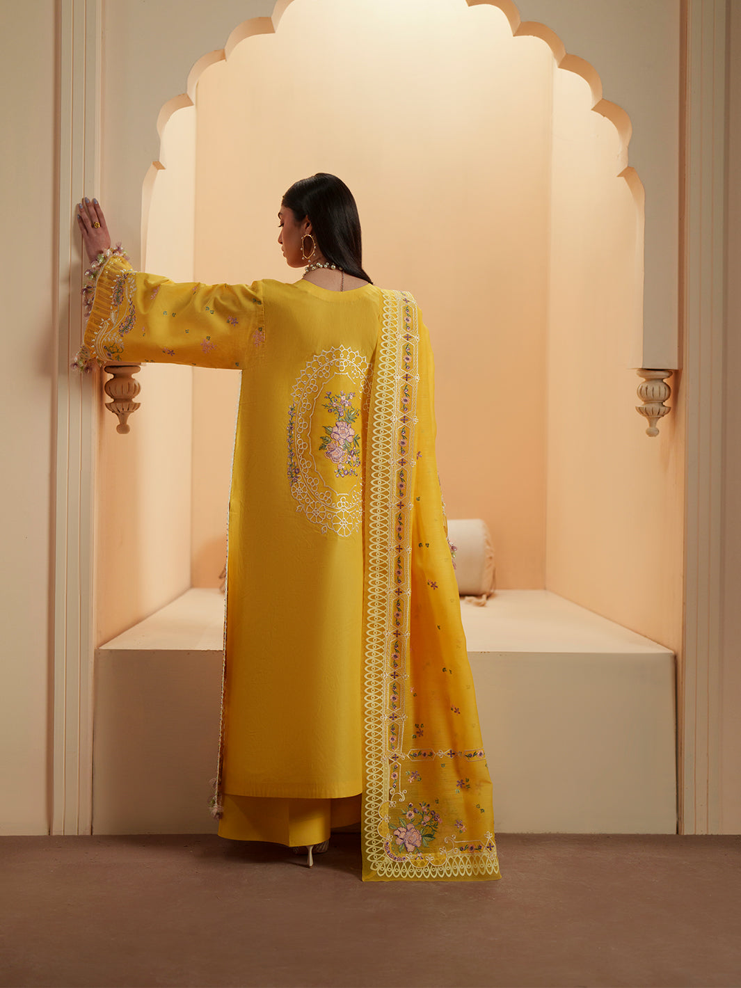 Bin Ilyas | Mashriq Luxury Lawn 26 | D-111-A, image 2