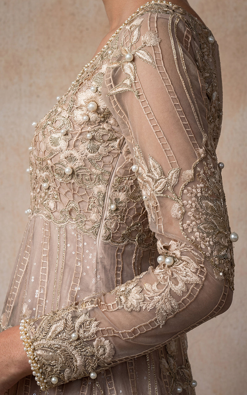 Threads and Motifs | Formal Outfits | 9658.2-5