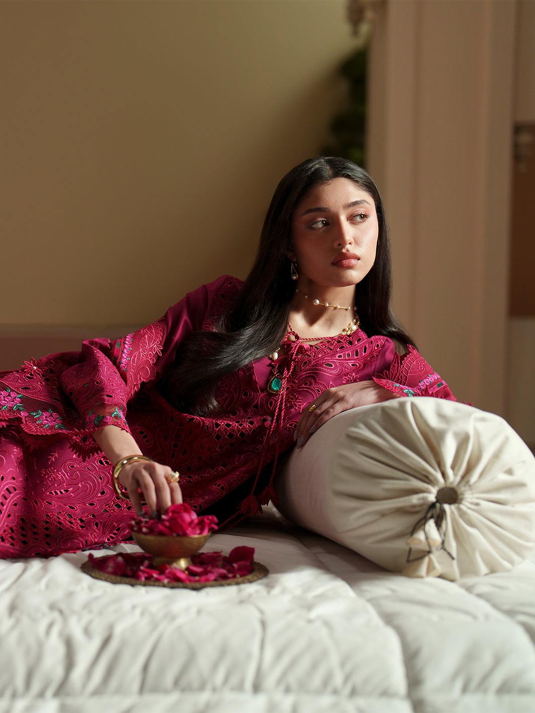 Bin Ilyas | Mashriq Luxury Lawn 26 | D-113-B, image 3