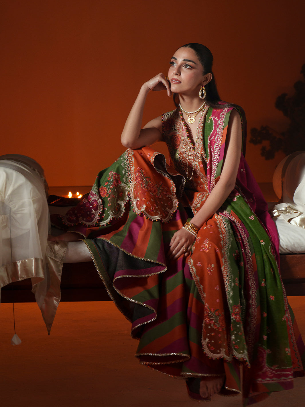 Bin Ilyas | Mashriq Luxury Lawn 26 | D-114-B, image 4