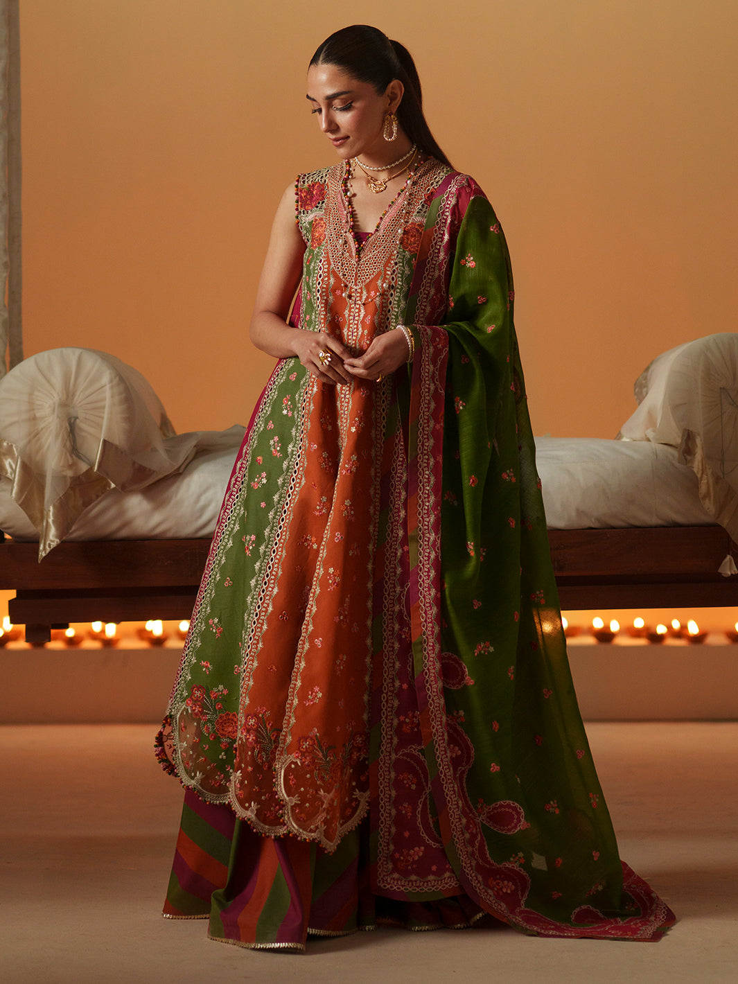 Bin Ilyas | Mashriq Luxury Lawn 26 | D-114-B