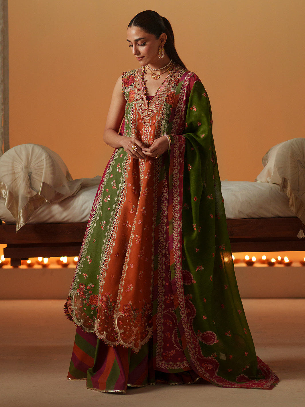Bin Ilyas | Mashriq Luxury Lawn 26 | D-114-B