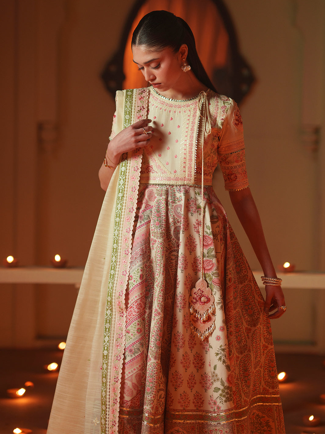 Bin Ilyas | Mashriq Luxury Lawn 26 | D-115-A, image 3