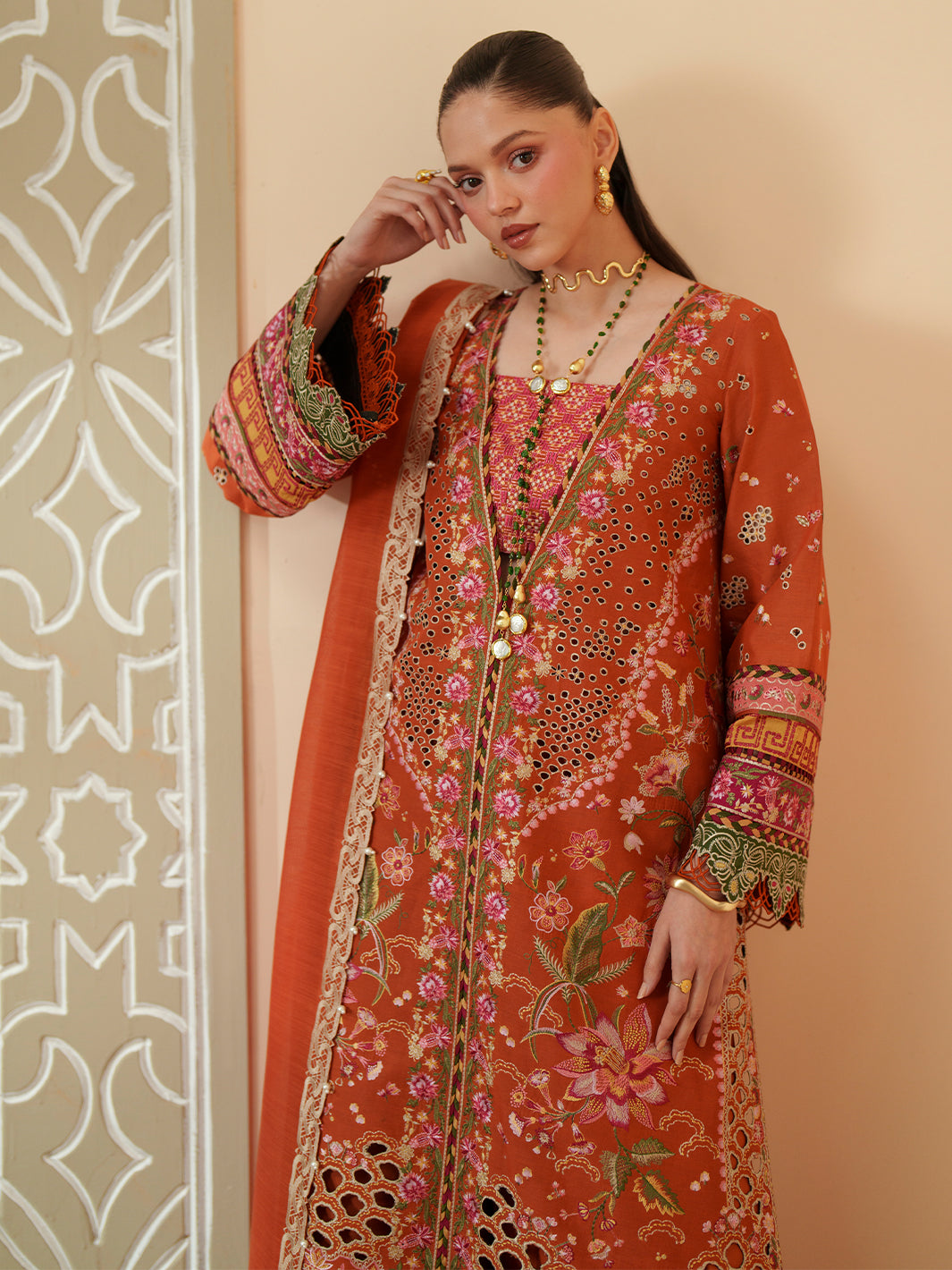 Bin Ilyas | Mashriq Luxury Lawn 26 | D-116-A, image 6