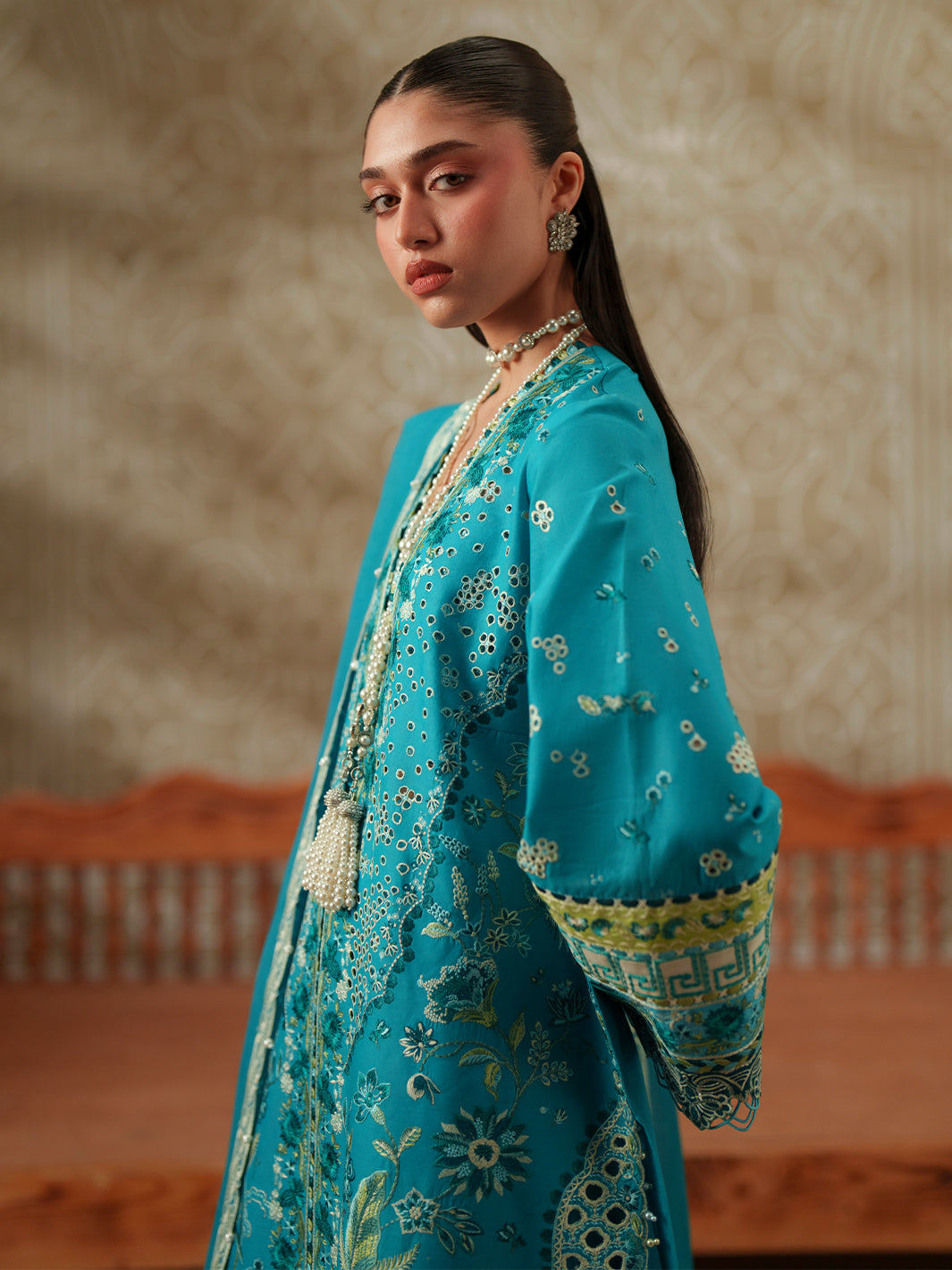 Bin Ilyas | Mashriq Luxury Lawn 26 | D-116-B-4