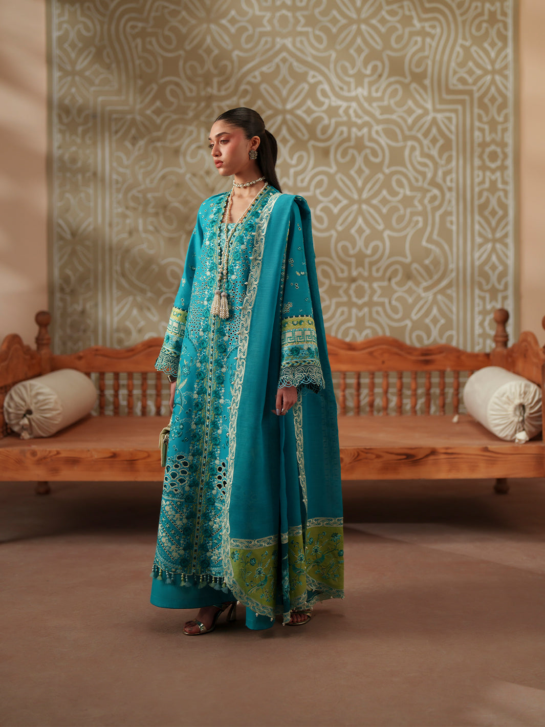 Bin Ilyas | Mashriq Luxury Lawn 26 | D-116-B-2