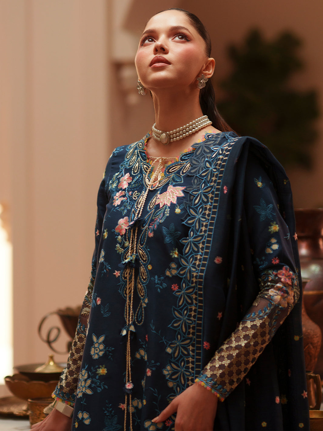 Bin Ilyas | Mashriq Luxury Lawn 26 | D-117-C, image 4