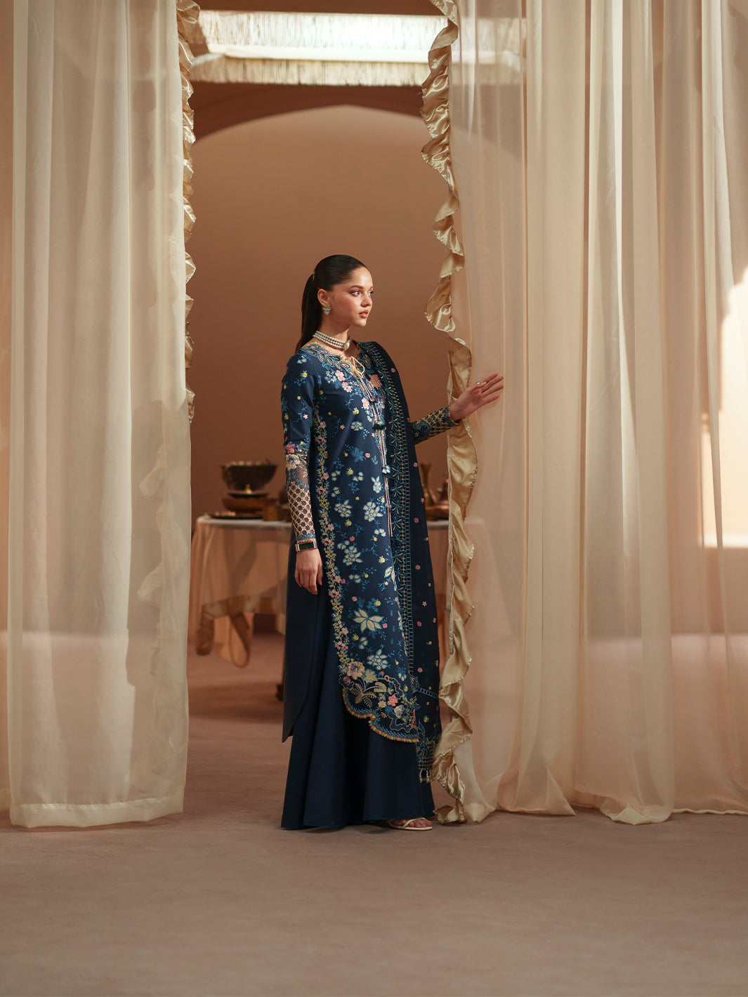 Bin Ilyas | Mashriq Luxury Lawn 26 | D-117-C-6