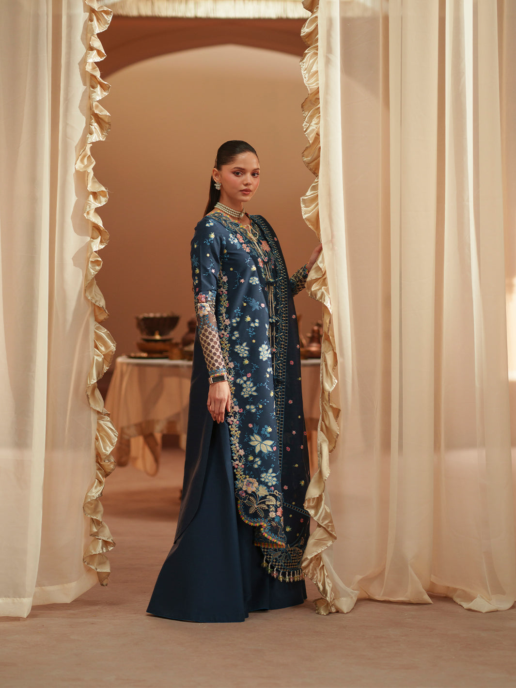 Bin Ilyas | Mashriq Luxury Lawn 26 | D-117-C, image 2