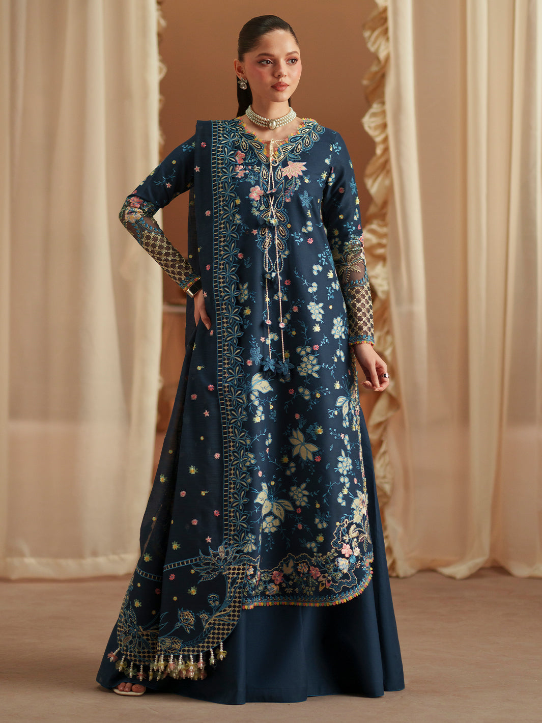 Bin Ilyas | Mashriq Luxury Lawn 26 | D-117-C-1