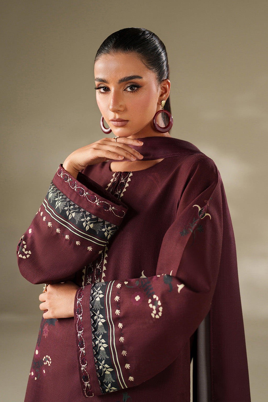 Iznik | Winter Chapter 25 | UE-570 Printed Khaddar, image 7
