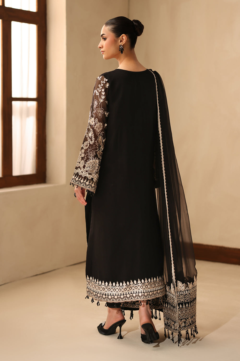 Baroque | Formals Collection | EMBROIDERED CHIFFON UF-4490, image 2