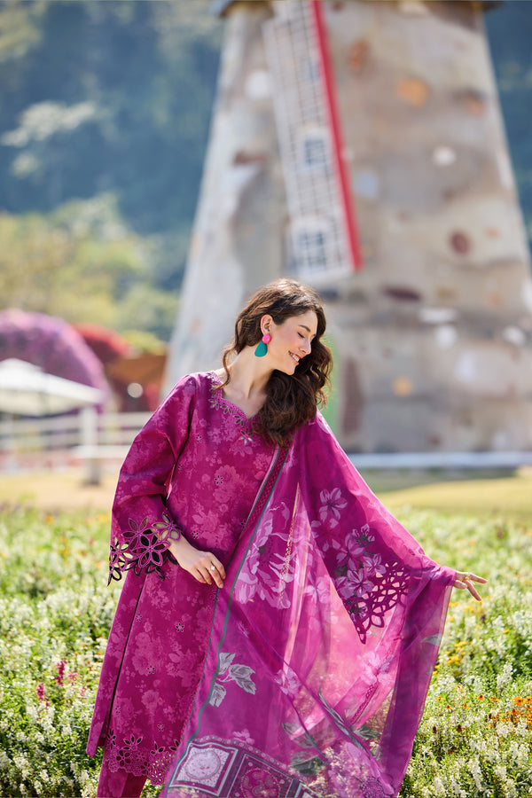 Farasha | Summer Escape 26 | Meadow Arc-5