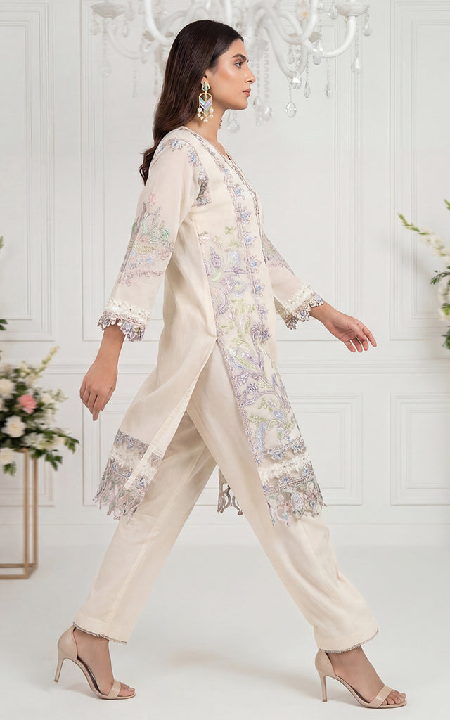 Threads and Motifs | Eid Edit 26 | 10041-4