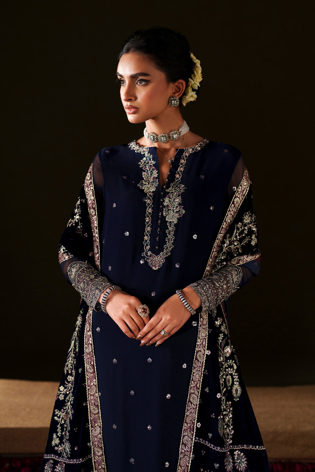 Iznik | Velvet 25 | IV-76 Embroidered Velvet, image 5
