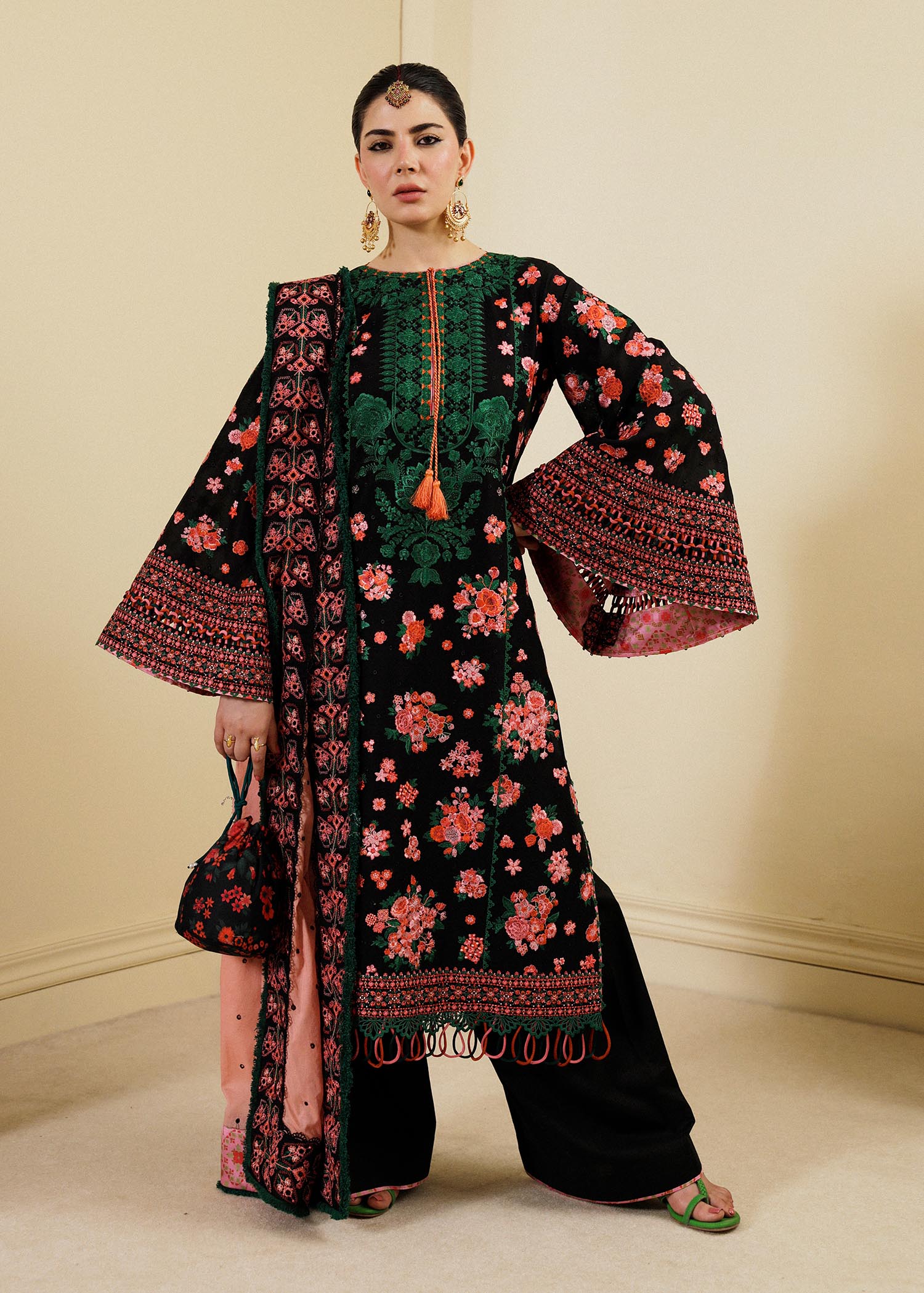 Hussain Rehar | Lawn SS 2023 | Noir