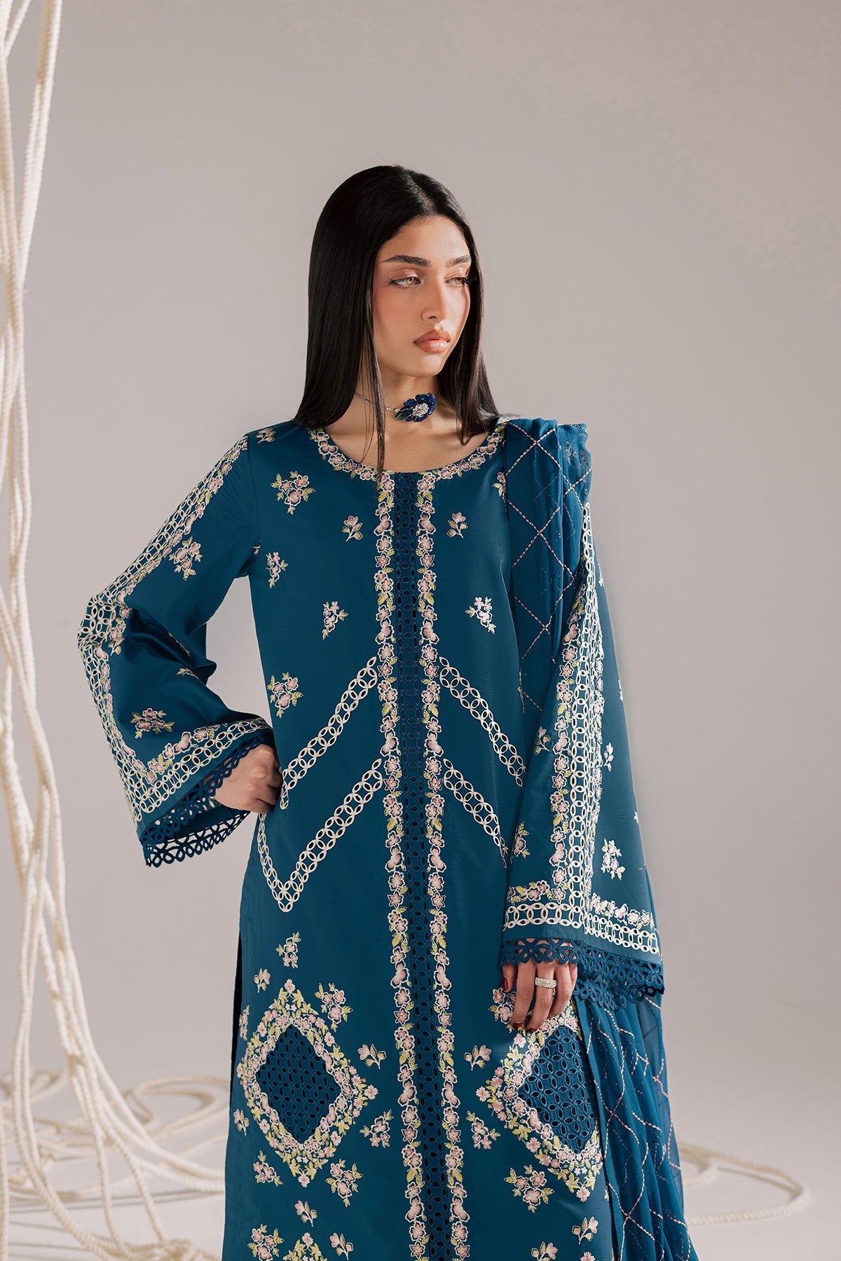 Vanya | Celine Formals | CN-21, image 3