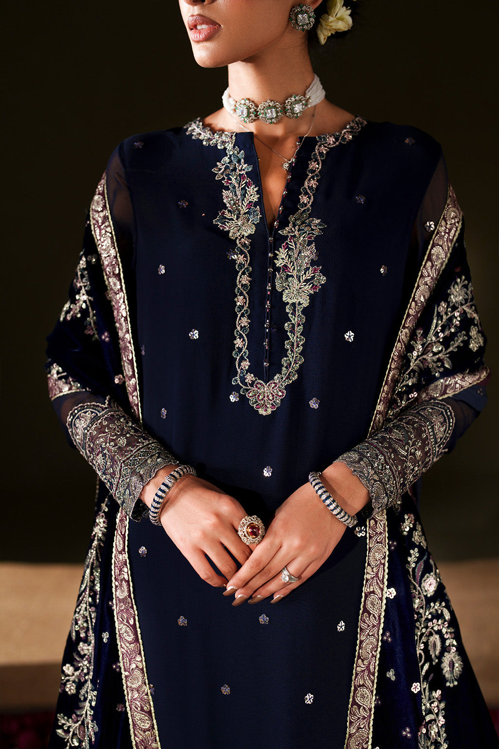 Iznik | Velvet 25 | IV-76 Embroidered Velvet, image 4