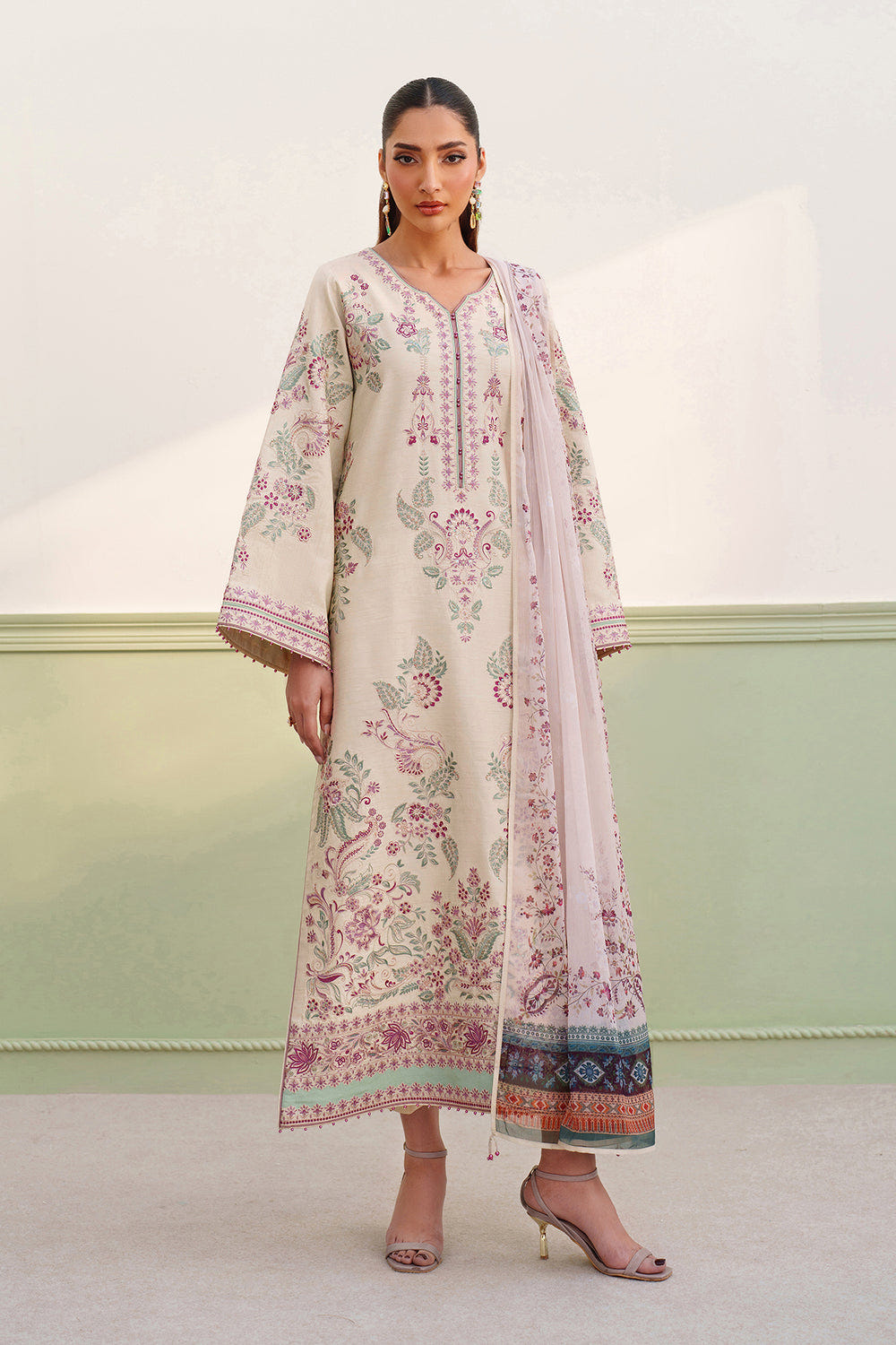 Baroque | Formals Collection | EMBROIDERED RAW SILK UF-4385