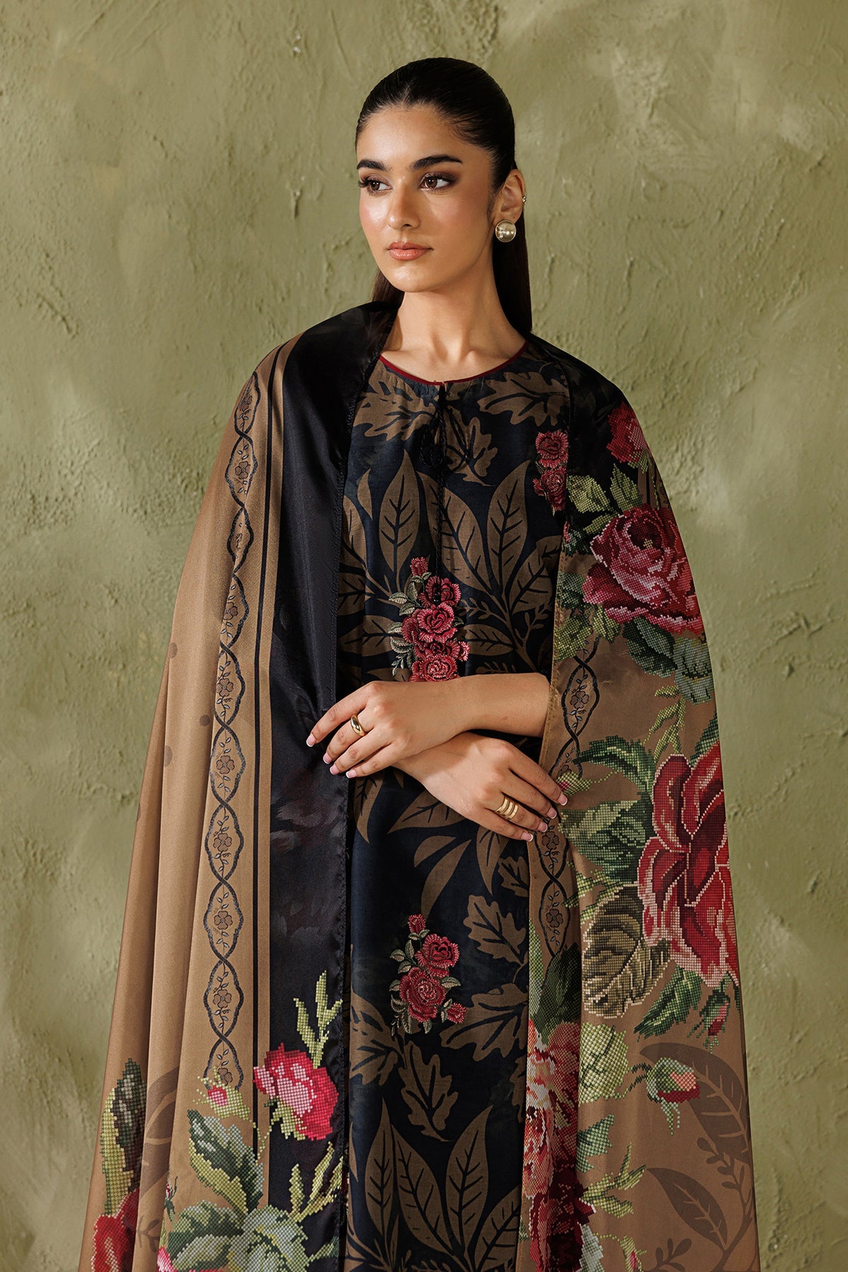 Baroque | Luxury Summer Pret | UF-4506, image 3
