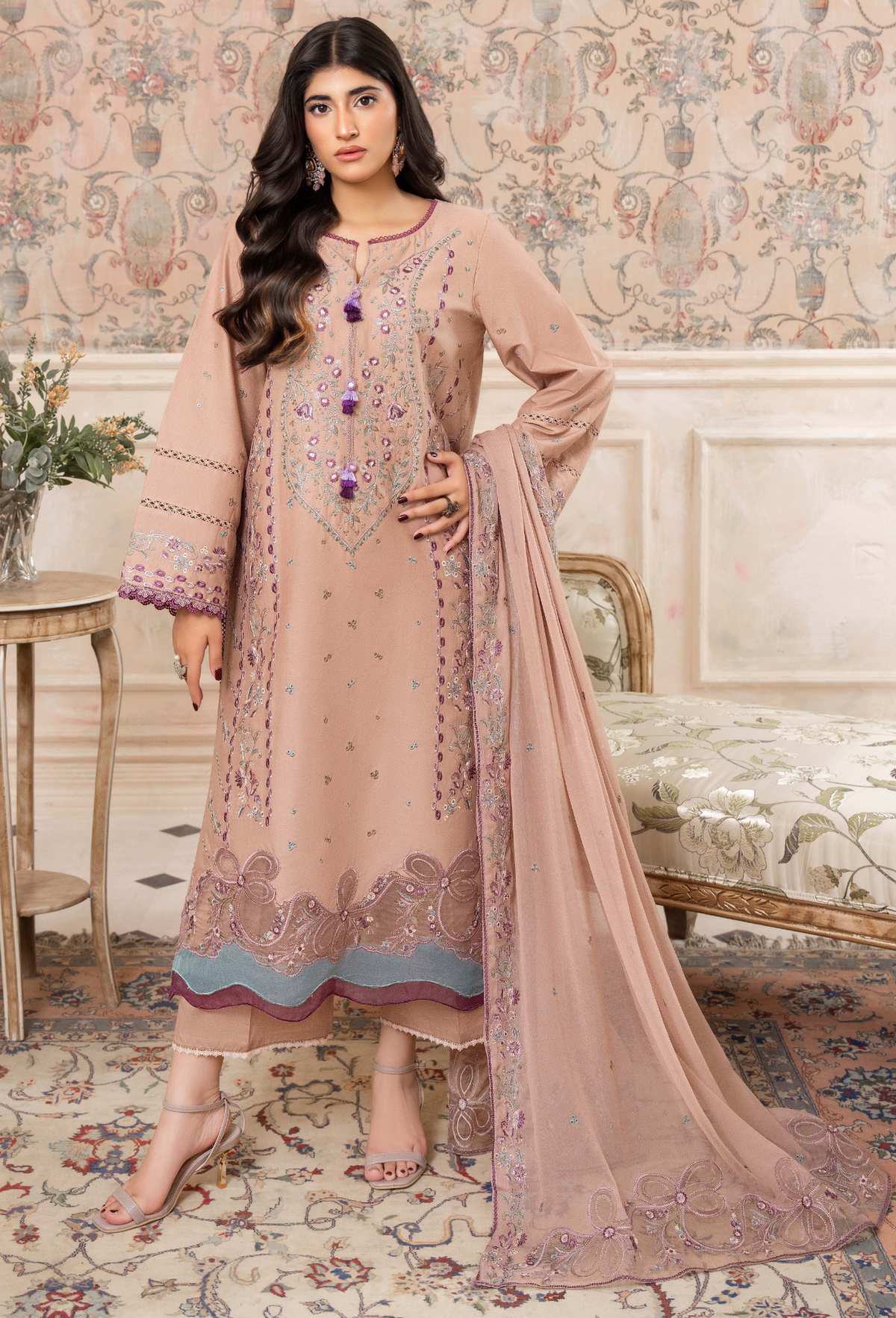 Humdum | Nyra Luxe | Nyra - D10