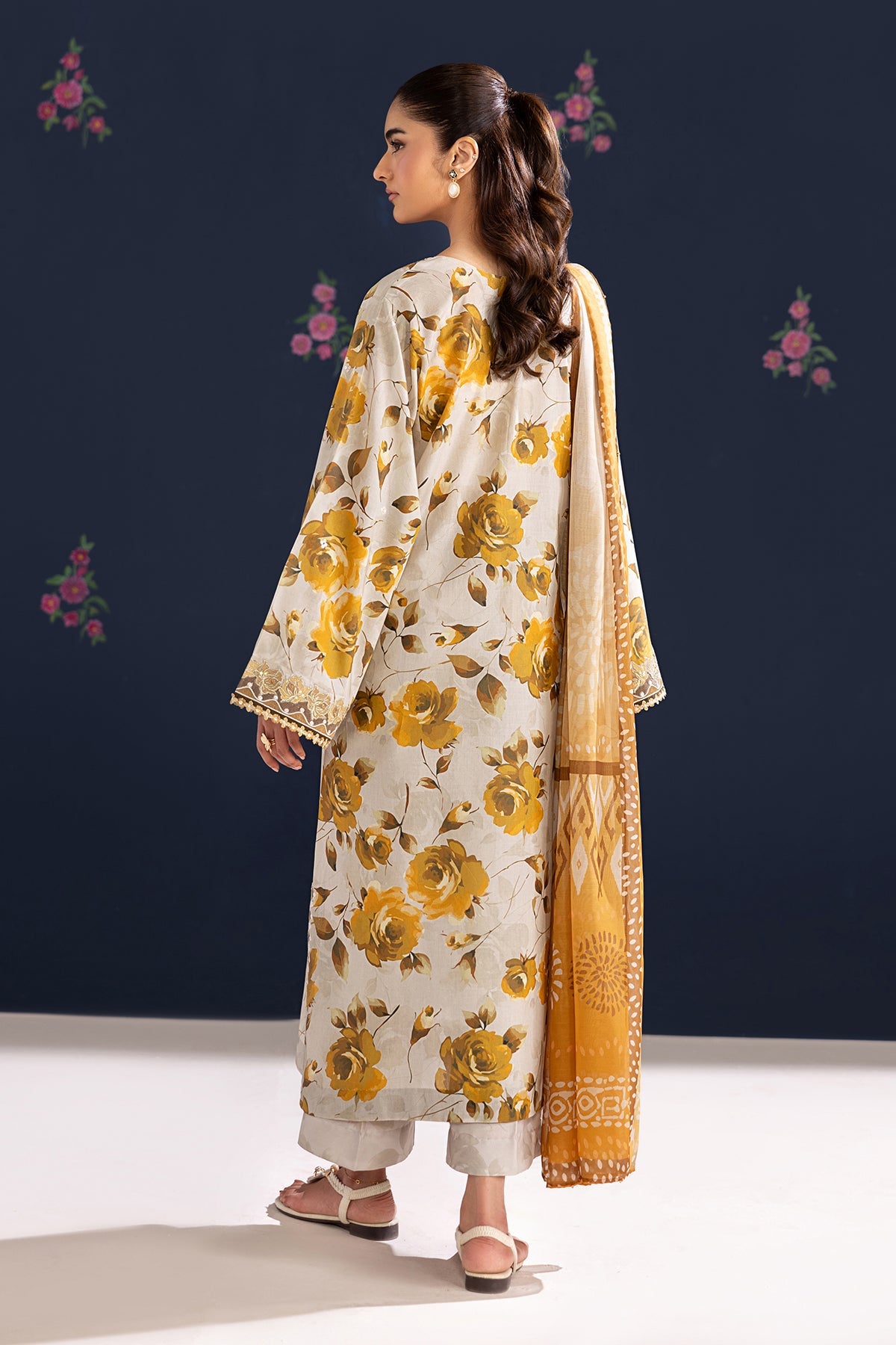 Baroque | Luxury Summer Pret | UF-4462, image 2