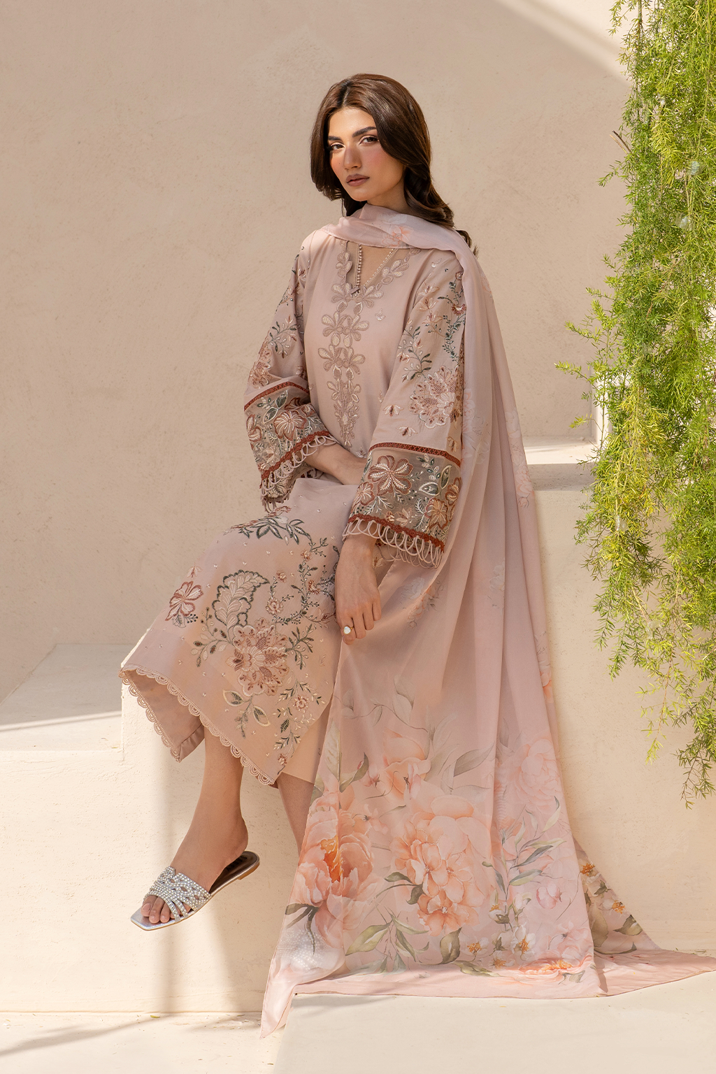 Iznik | Festive Lawn 25 | EFL-02 -  Iznik Ladies Clothes -  House of Maryam