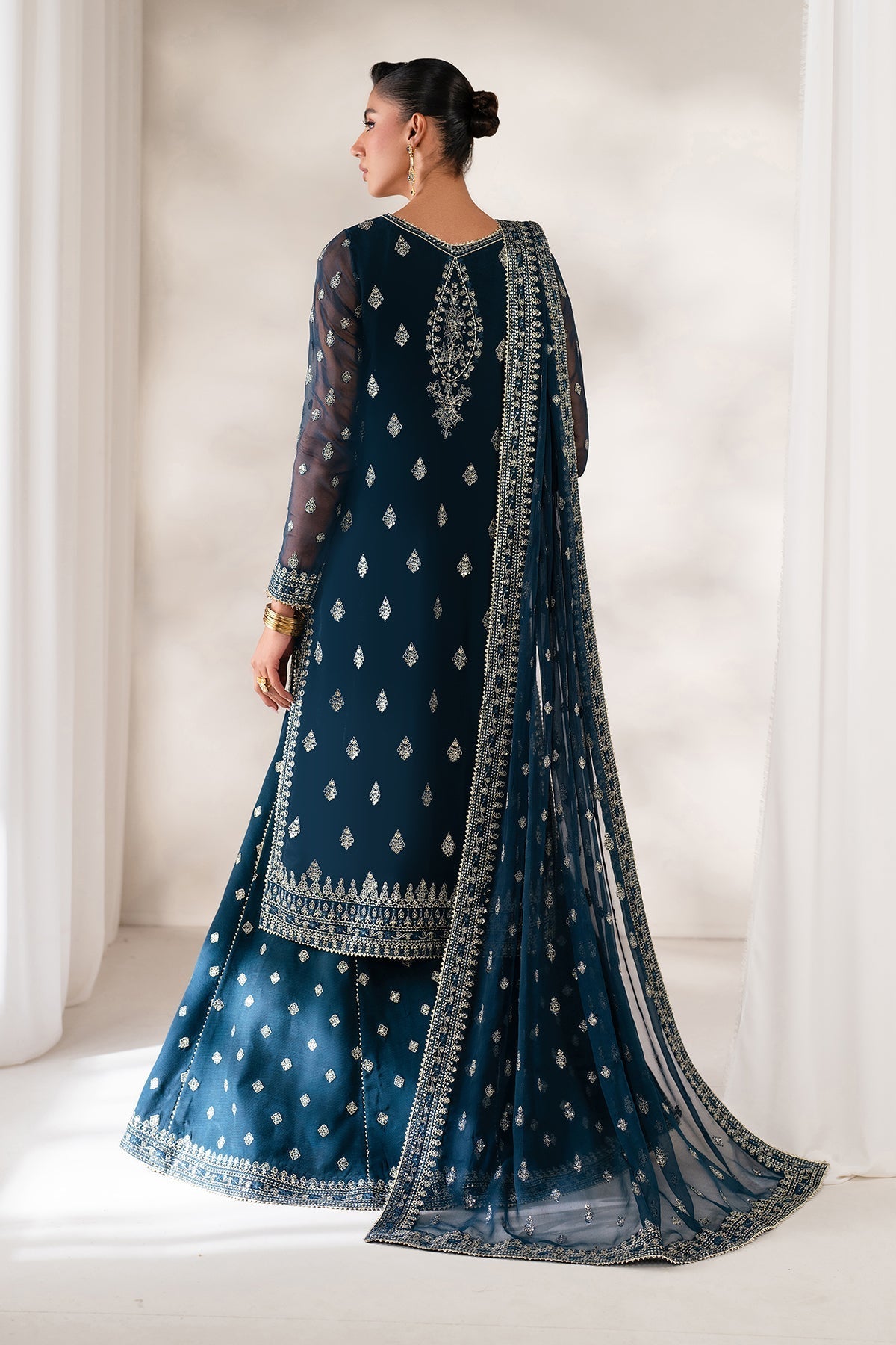 Baroque | Formal Collection | UF-4142, image 2