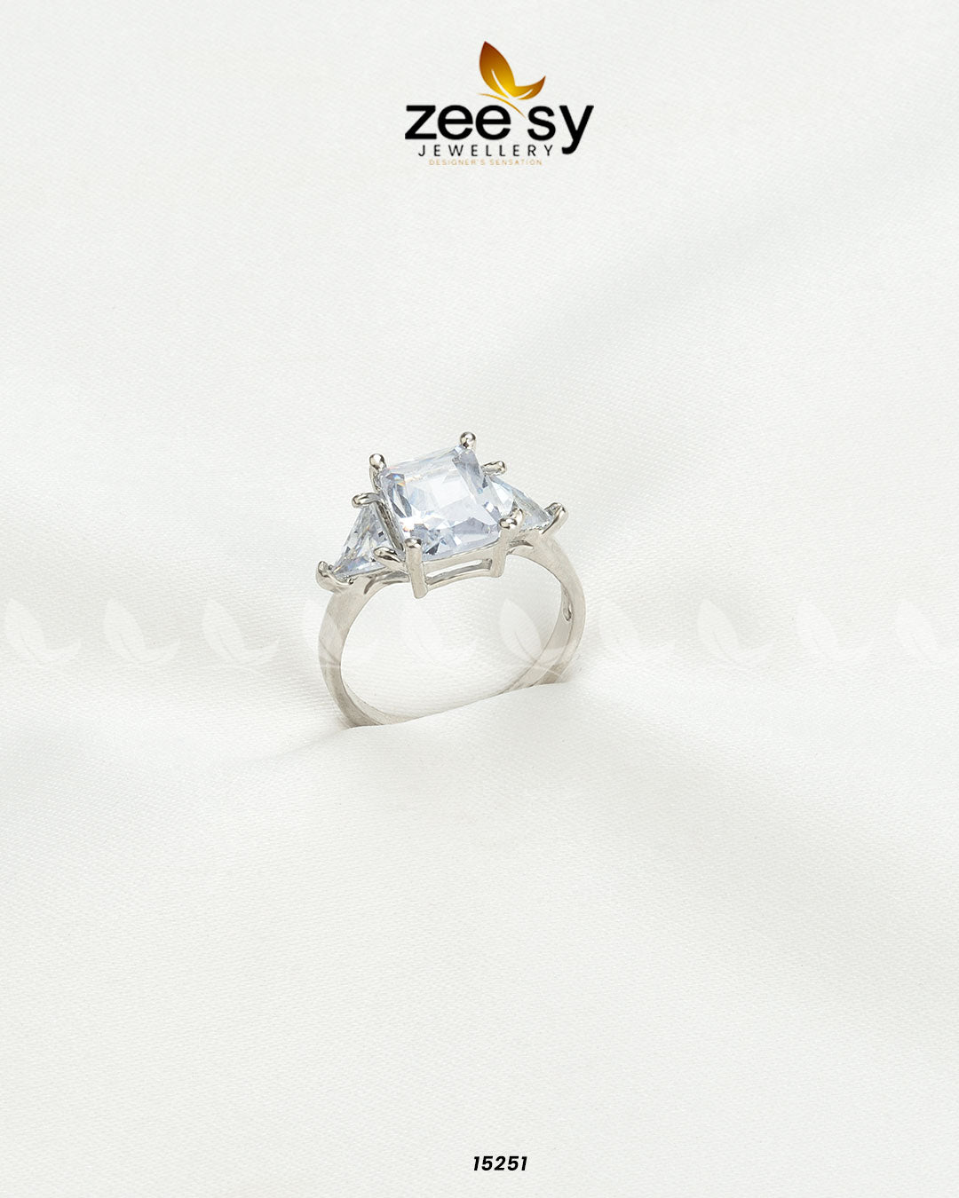 Dazzling Ring -  Zeesy Rings - Original Designer Dress - House of Maryam