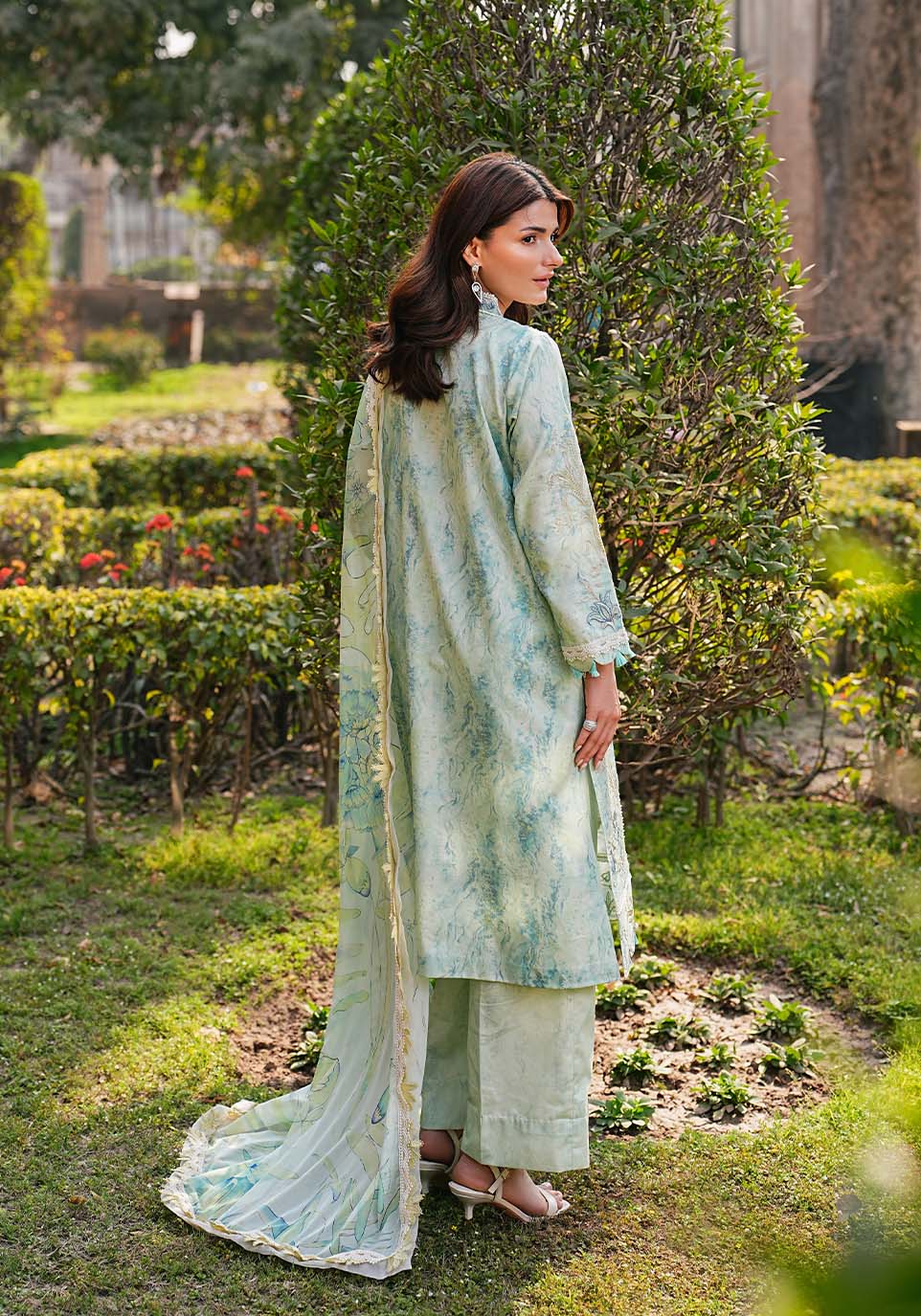 Zarqash | Luxe Lawn 26 | ZQL001-2