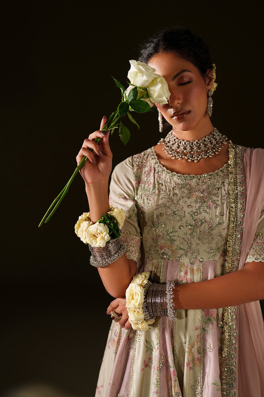 Iznik | Velvet 25 | IV-77 Embroidered Velvet-6