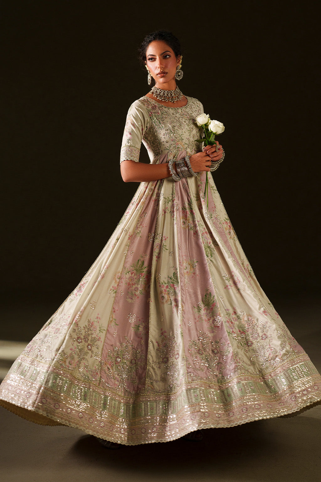Iznik | Velvet 25 | IV-77 Embroidered Velvet-5