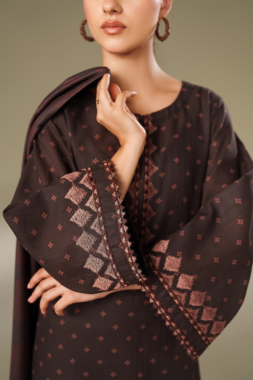 Iznik | Winter Chapter 25 | UE-559 Printed Khaddar, image 7